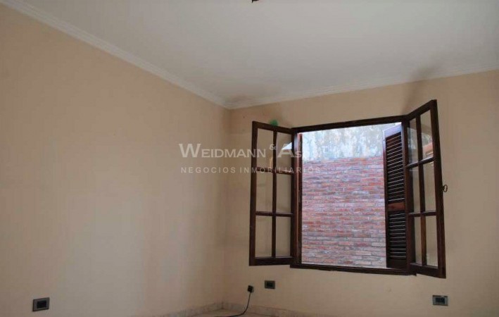 CASA EN ALQUILER, SANTO TOME RESIDENCIAL