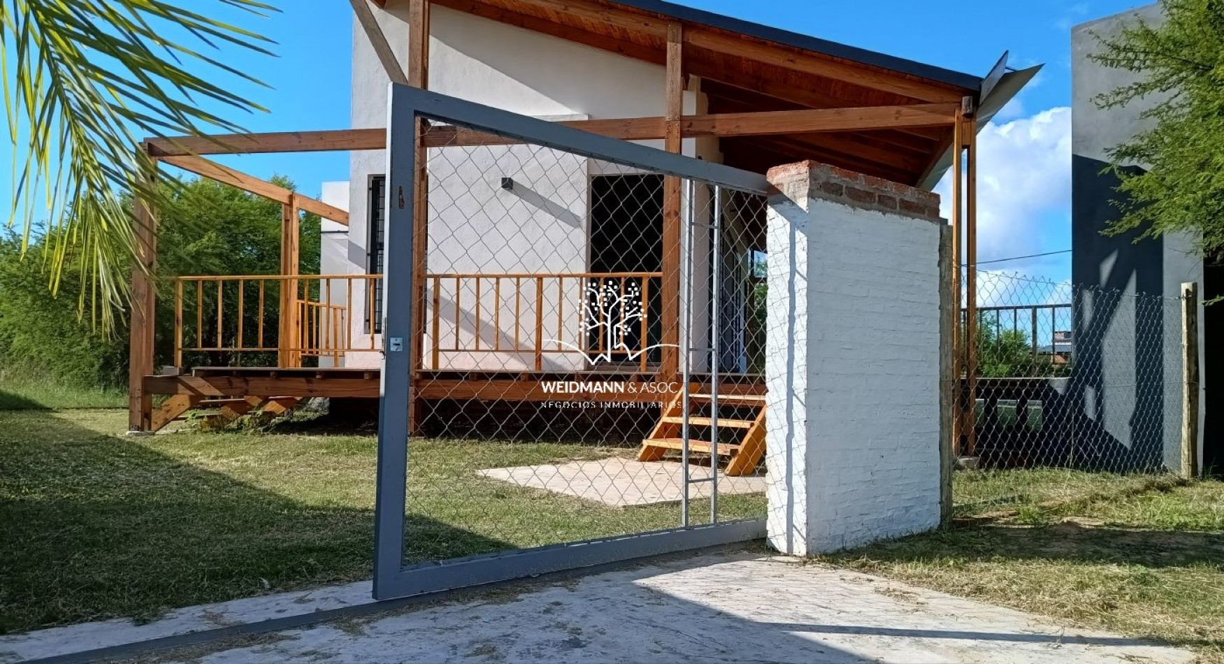Casaquinta Lagos del Leyes a estrenar, Arroyo Leyes