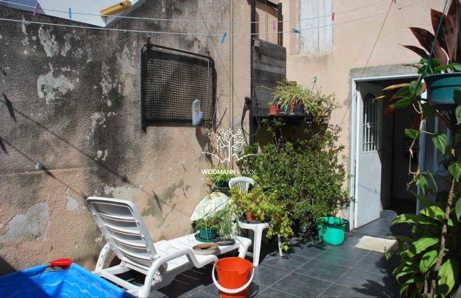 Casa en venta, Barrio Constituyente, posibilidad destino comercial o profesional