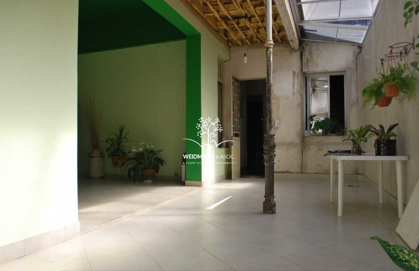 Casa en venta, Barrio Constituyente, posibilidad destino comercial o profesional