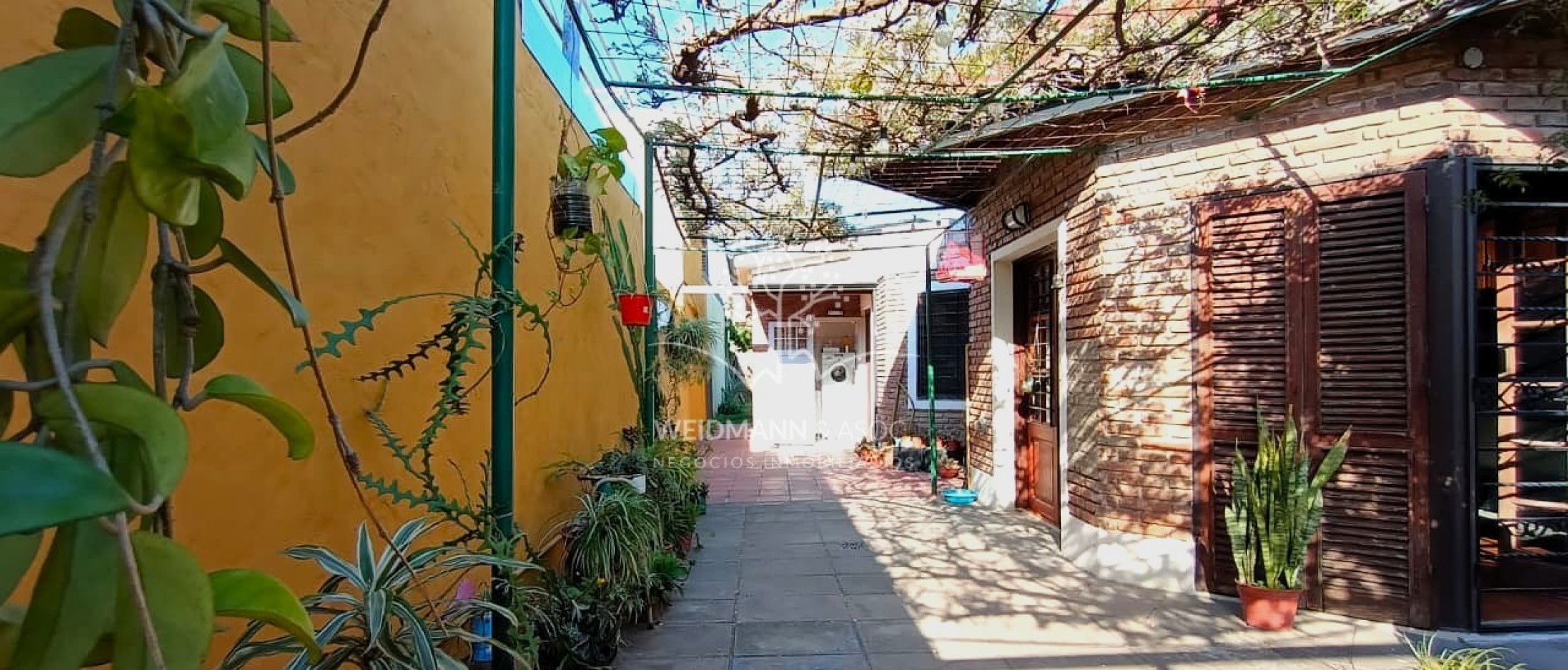 Casa en venta, barrio Sargento Cabral, Santa Fe