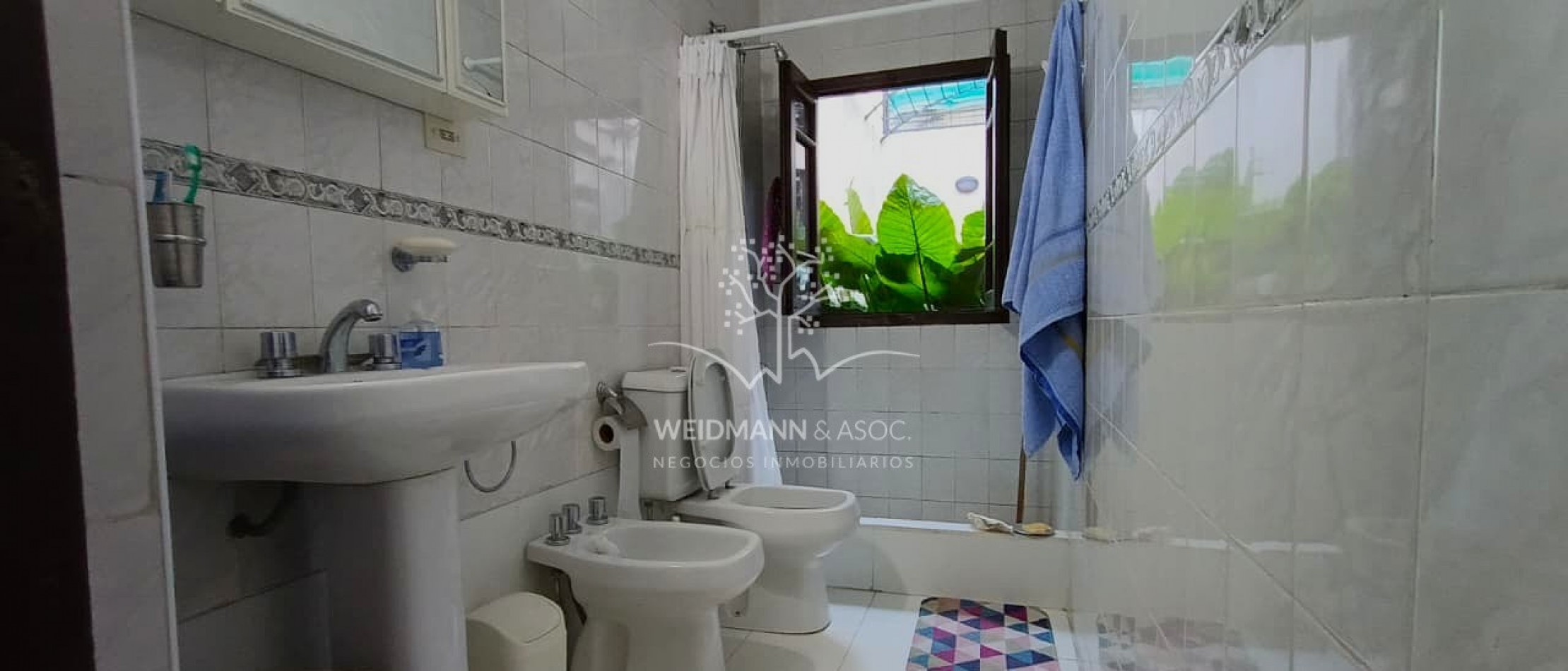 Casa en venta, barrio Sargento Cabral, Santa Fe