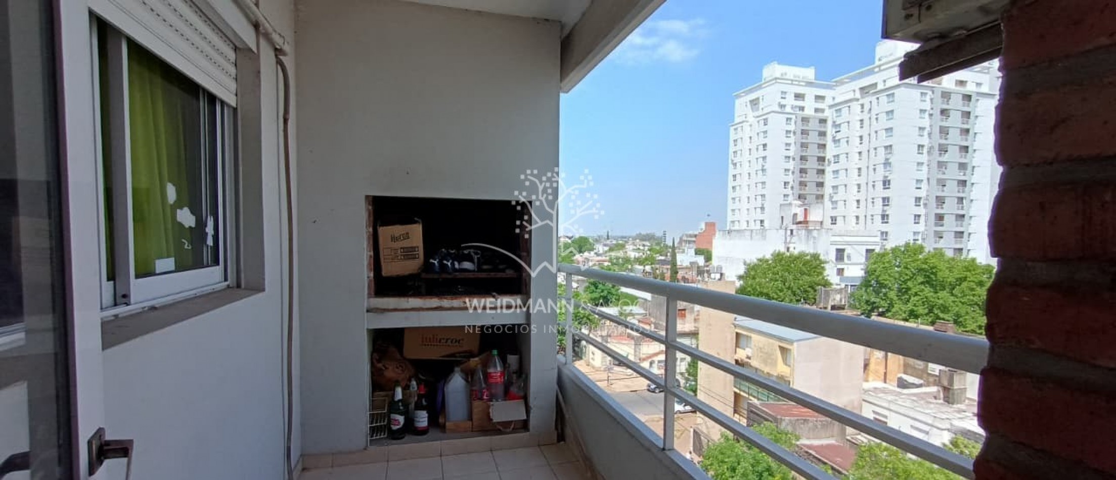 Departamento de 2 dormitorios al frente en venta, Santa Fe