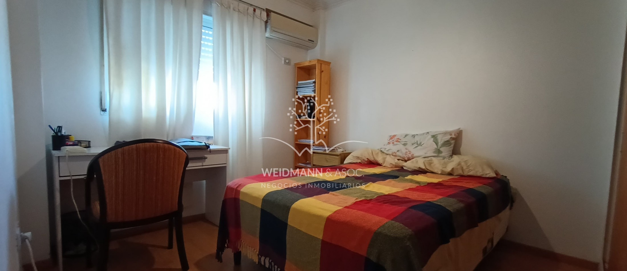 Departamento de 2 dormitorios al frente en venta, Santa Fe